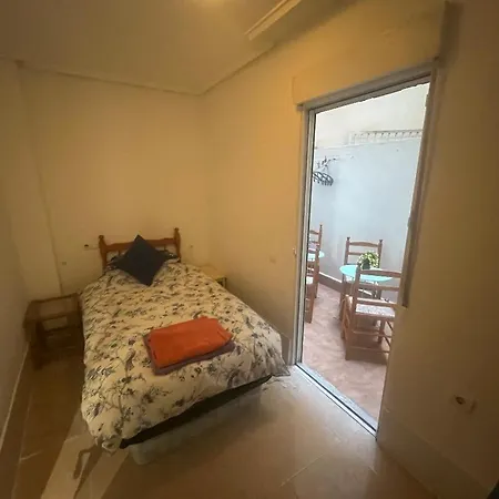 Spacious Modern Ground Floor Parks 5 Min *