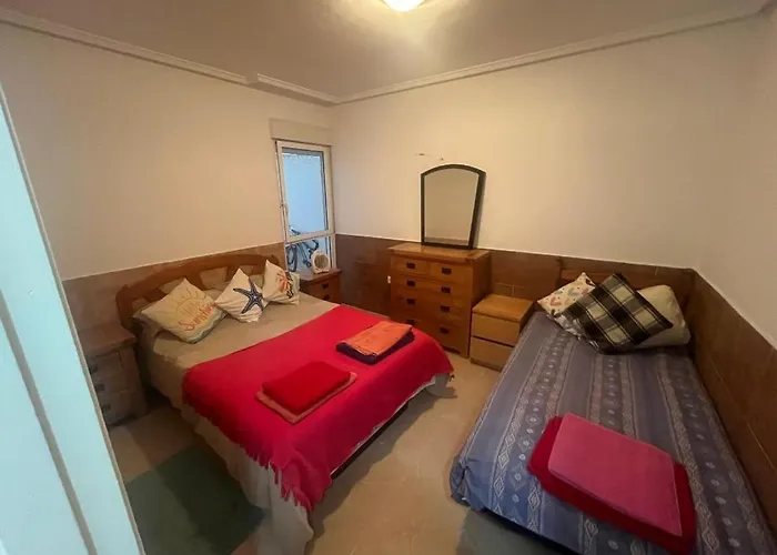 Spacious Modern Ground Floor Parks 5 Min شقة